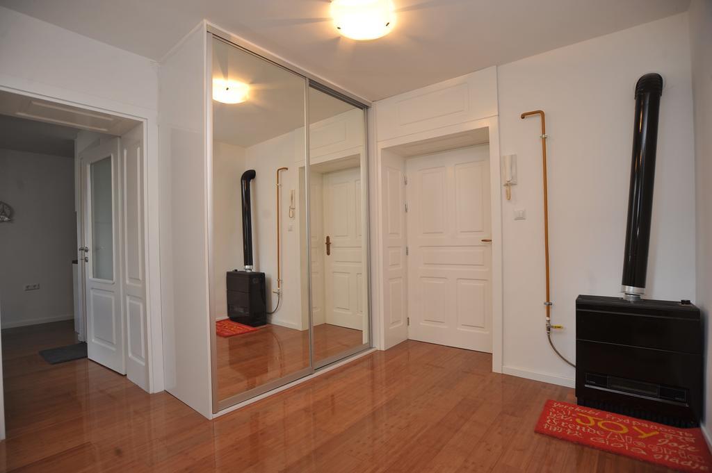 Main Street Apartment SJJ Eksteriør bilde